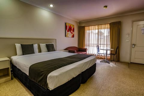 Murray Waters Motor Inn & Apartments Vacation rental in Barham