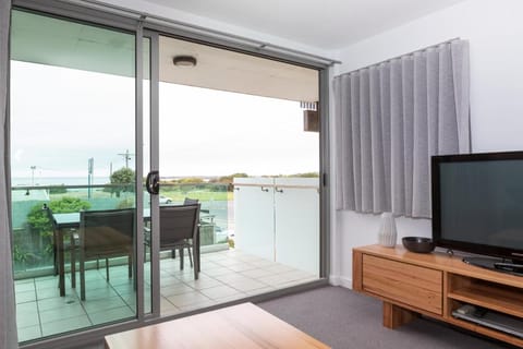 The Dolphin Apartments Vacation rental in Apollo Bay