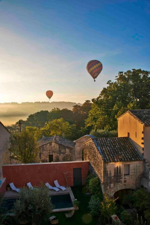 La Maison Rouge d'Uzes B&B Vacation rental in Uzes