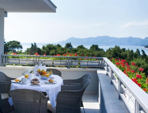 Aparthotel Miramare Vacation rental in Makarska