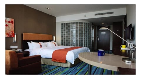 Holiday Inn Express Weihai Hi-Tech Zone, an IHG Hotel Hotel in Shandong