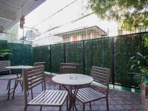 Makati Riverside Inn Vacation rental in Mandaluyong