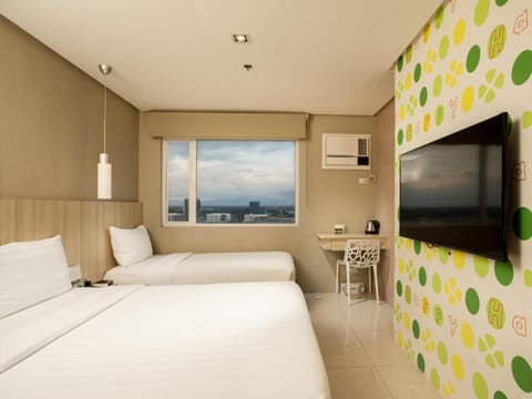 Injap Tower Hotel - Multiple Use Hotel Hôtel in Iloilo City