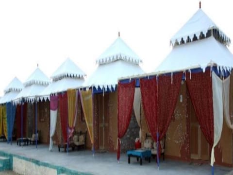 Lakhamana Desert Camp Hotel Luxury tent in Sindh