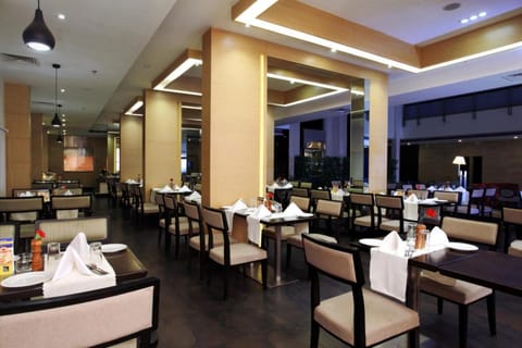 Abu Sarovar Portico Hotel - Chennai Vacation rental in Chennai