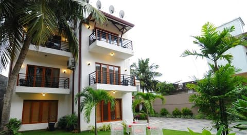 Hotel Shanelo Vacation rental in Negombo