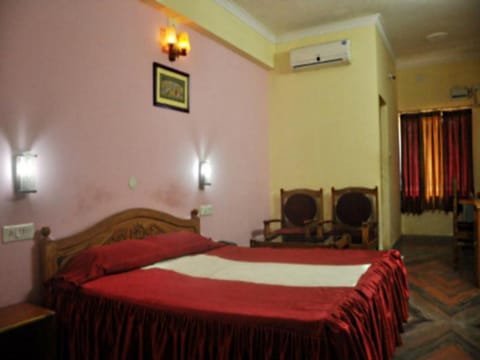 Hotel Sambit Royale Vacation rental in Bhubaneswar