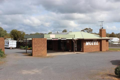 Dunolly Golden Triangle Motel Motel in Victoria