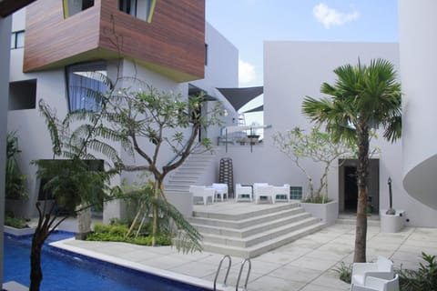 Scala Bed and Beyond Hotel in North Kuta