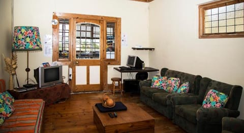 Jikeleza International Backpacker Lodge Vacation rental in Port Elizabeth