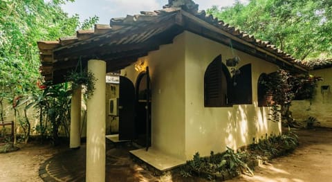 Secret Garden Villa - Unawatuna Vacation rental in Main Road