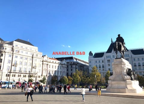 Anabelle Bed and Budapest Vacation rental in Budapest