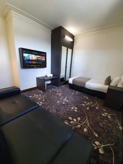 Burke and Wills Hotel Toowoomba Vacation rental in Toowoomba City