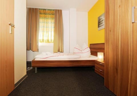 Hotel Goldener Hahn Vacation rental in Duisburg