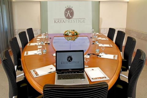 Kaya Prestige Hotel in Izmir