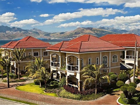 Moonbay Marina The Villas Vacation rental in Olongapo