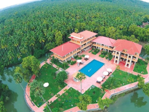 Isola Di Cocco Resort in Thiruvananthapuram