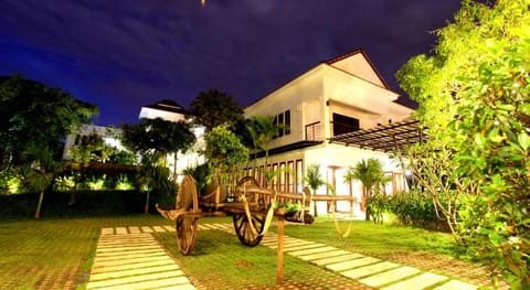 La Residence Blanc D' Angkor Vacation rental in Krong Siem Reap