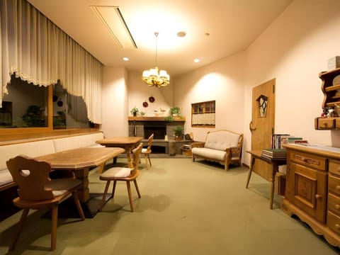 Hotel & Restaurant Marillen Vacation rental in Hakuba