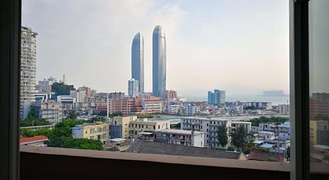 7 Days Premium Xiamen University Shimao Twin Tower Sea View Vacation rental in Xiamen