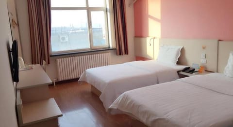 7 Days Inn Dalian Ganjingzi District Government Vacation rental in Dalian