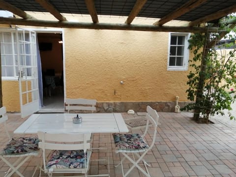 Capbon Guesthouse Vacation rental in Windhoek