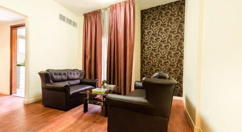 Al Ferdous Hotel Apartment Vacation rental in Al Sharjah