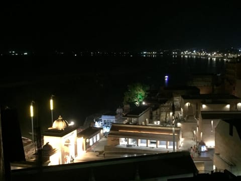 Shanti Guest House Manikarnika Ghat Bed and Breakfast in Varanasi