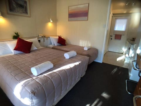 Tui Lodge Motel Vacation rental in Christchurch