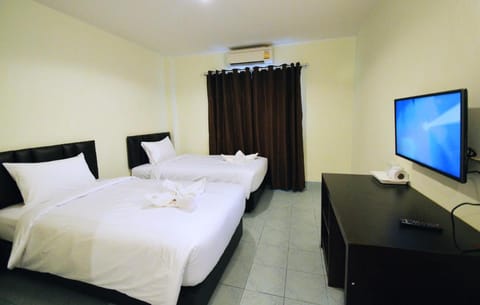 Paripas Express Patong Vacation rental in Patong