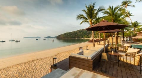 Bandara Villas, Phuket - SHA Extra Plus Vacation rental in Wichit