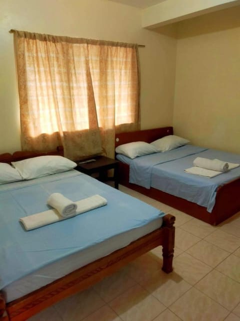 OYO 931 Moreno's Lodging Boracay Bed and Breakfast in Boracay