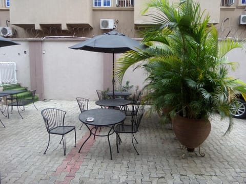 Sheer Luxury Apartments and Suites Hotel in Abuja