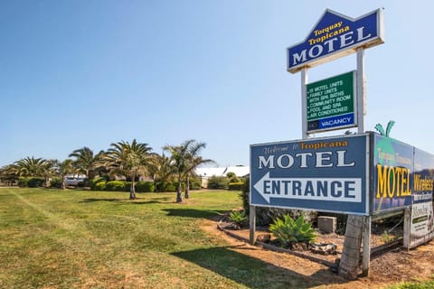 Torquay Tropicana Motel Vacation rental in Torquay