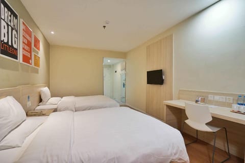 Hanting Hotel Wuhan Tai bei Road Hotel in Wuhan