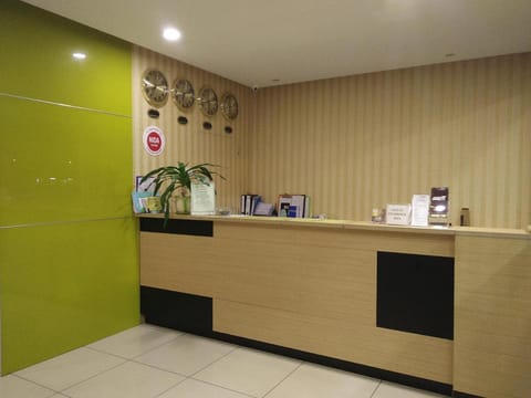 Hotel Amigo Vacation rental in Perak Tengah District