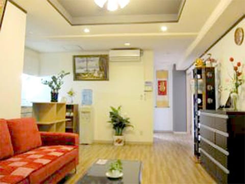 Guest House Fukutomi - Female Only Vacation rental in Naha