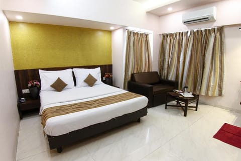 Hotel Sunny Midtown Hotel in Mahabaleshwar