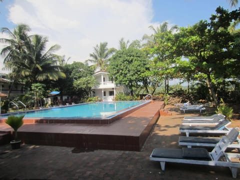 Hotel Riverside Bed and Breakfast in Baga
