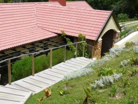 Double Dutch Bed and Breakfast Bed and Breakfast in Knysna