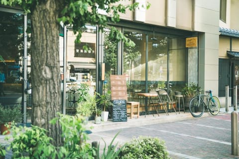 Len Kyoto Kawaramachi Hostel Cafe & Bar Vacation rental in Kyoto