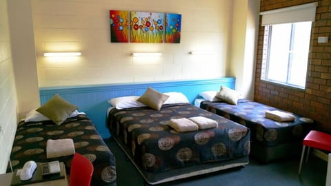 A&A Lodge Motel Vacation rental in Emerald