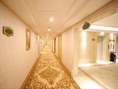 Vienna International Hotel Meizhou Spindle Bridge Branch Hotel in Fujian