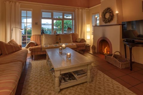 Walker Bay Manor Mansion Vacation rental in Hermanus