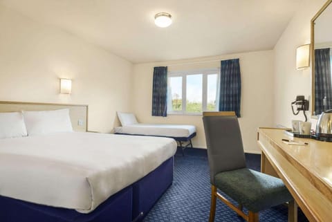 Days Inn Sutton Scotney North Vacation rental in Test Valley District