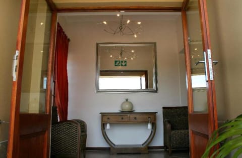 VJ's Guesthouse & Restaurant Vacation rental in Port Elizabeth