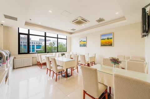 Hanting Hotel Dalian Zhuanghe Huayuankou Vacation rental in Dalian