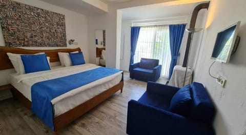 Rebetiko Hotel                                                              Vacation rental in Alaçatı