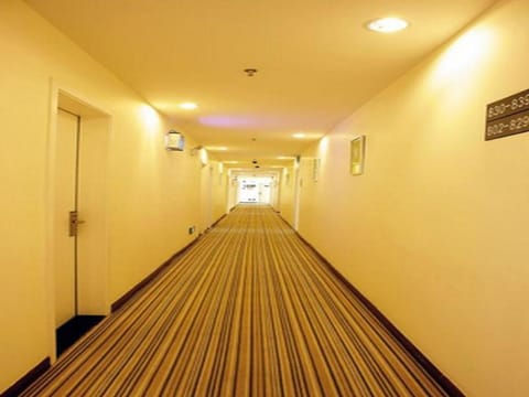 7Days Inn Beijing Yizhuang Wanyuan Street Subway Station Hotel in Beijing