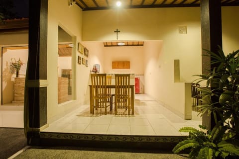 Wingsu Guest House Vacation rental in North Kuta